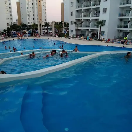 Northern Cyprus Trikomo, Iskele, Long Beach, Caesar 6