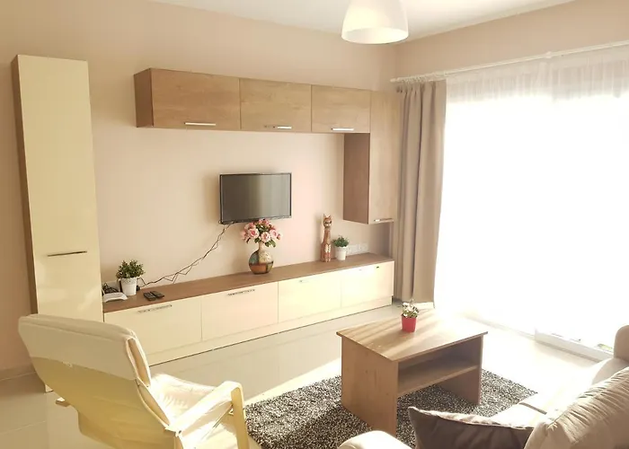 Northern Cyprus Trikomo, Iskele, Long Beach, Caesar 6 * Αμμόχωστος