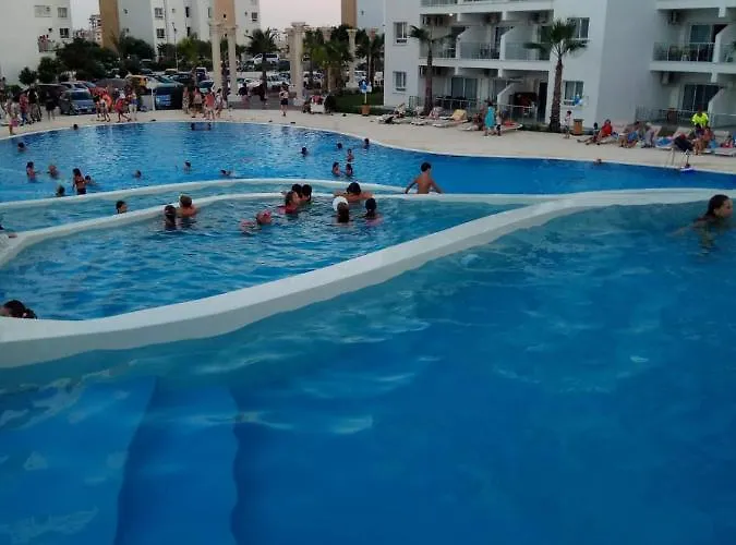 Northern Cyprus Trikomo, Iskele, Long Beach, Caesar 6